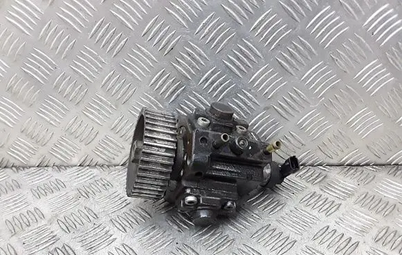 Opel Vectra C Fuel injection high pressure pump 0445010156