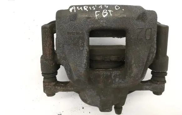 Toyota Auris E180 Front brake caliper