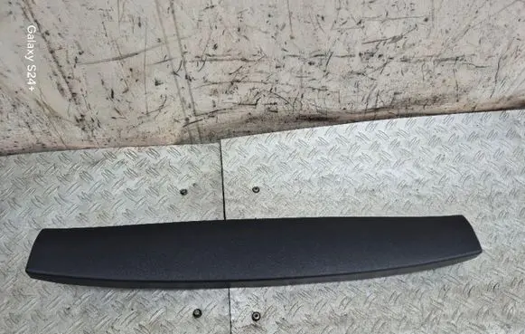 Citroen DS4 Tailgate trim 9688734977