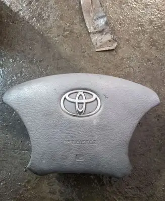 Toyota Highlander XU20 Steering wheel airbag 4513048170