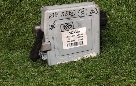 KIA Ceed Power steering control unit/module A256399700 6575903