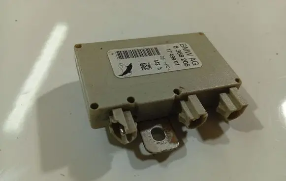 BMW 7 E65 E66 Antenna control unit 8368205
