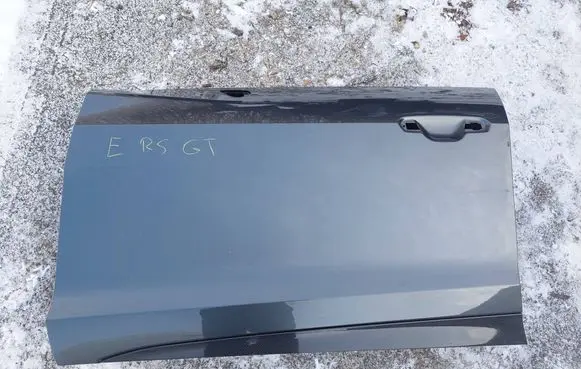 Audi E-tron GT Front door 
