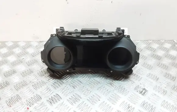 Toyota Yaris XP210 Speedometer (instrument cluster) 83800K0231 MB2576307410