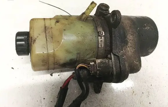 Ford Focus Power steering pump 4m513k514bf