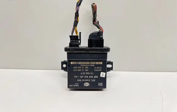 Opel Astra J Light module LCM 13366017 5DF00904165 13285677
