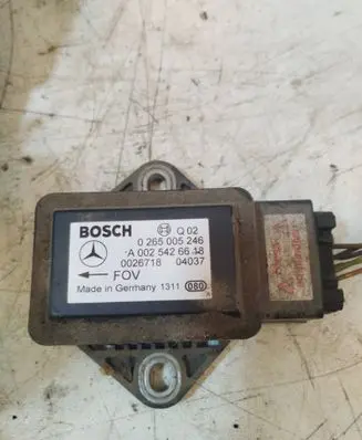 Mercedes-Benz Vito Viano W639 ESP acceleration yaw rate sensor 0265005246 0026718 A0025426618