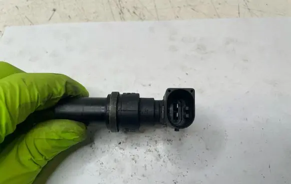 BMW 5 E39 Crankshaft position sensor 2247926