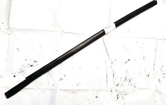 Ford S-MAX Front door glass trim molding 