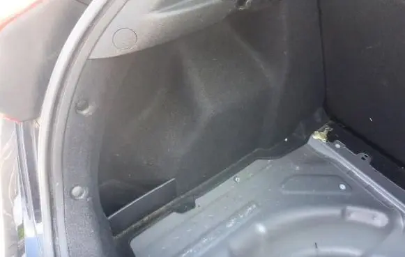 KIA Ceed Trunk/boot side trim panel 
