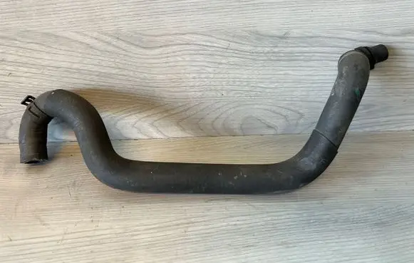 Mercedes-Benz E W211 Engine coolant pipe/hose A2118327194