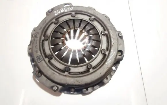 Opel Astra F Pressure plate 90375665