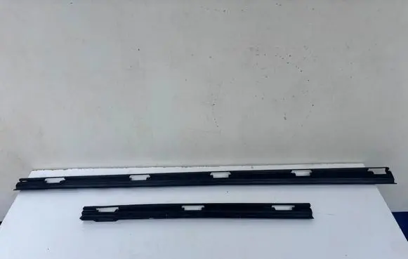 Mercedes-Benz GLE W167 Sill A1676988101