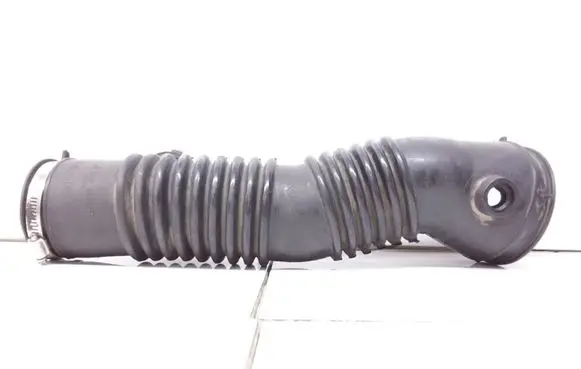Opel Sintra Air intake hose/pipe 25147300