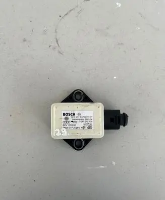 Audi A4 S4 B7 8E 8H ESP acceleration yaw rate sensor 8E0907637B 7002869 0265005618
