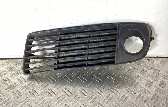 Audi A6 S6 C5 4B Front bumper lower grill 4B0807681D