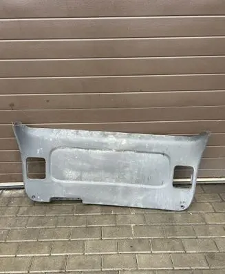 Toyota Previa (XR30, XR40) II Tailgate/boot lid cover trim 