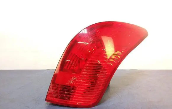 Peugeot 308 Rear/tail lights PEUGEOTOE