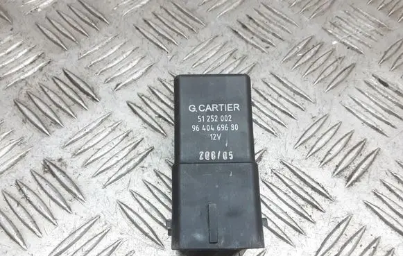 Citroen C4 I Glow plug pre-heat relay 9640469680