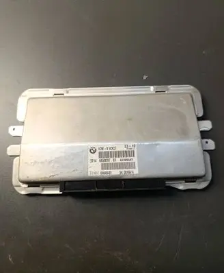 BMW 7 F01 F02 F03 F04 Suspension control unit/module 6850297 000166414 00404884D9