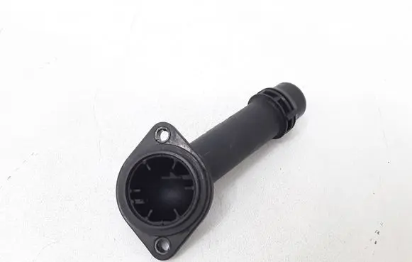 Volkswagen PASSAT B5.5 Thermostat housing 06B121121