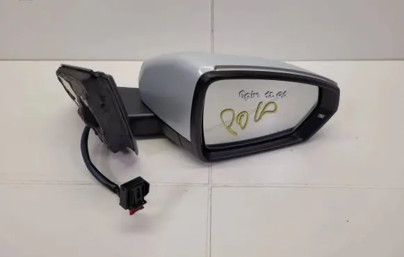 Front door electric wing mirror