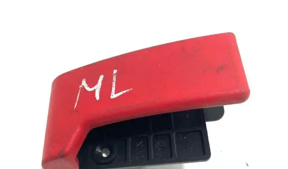Mercedes-Benz ML W164 Engine bonnet (hood) release handle