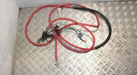 BMW 5 E39 Positive cable (battery)
