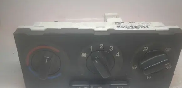 Opel Zafira A Climate control unit 11388367 905559839