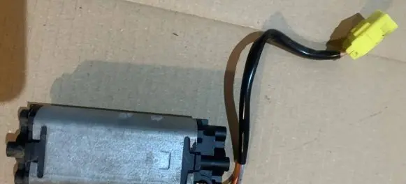 Jaguar XJ X300 Seat adjustment motor 