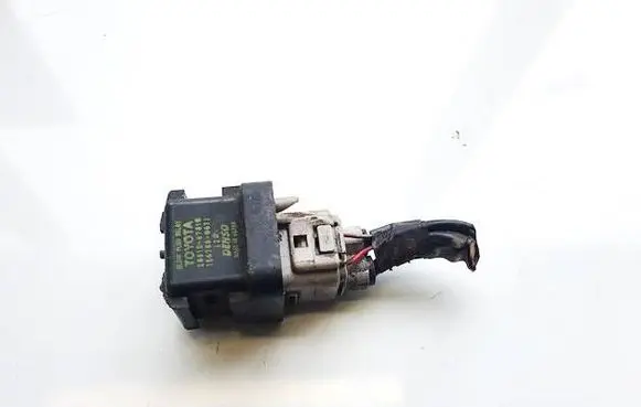 Toyota Avensis T250 Glow plug pre-heat relay 2861067010