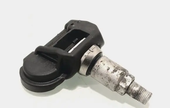 Mercedes-Benz CLA C117 X117 W117 Tire pressure sensor A0009050030