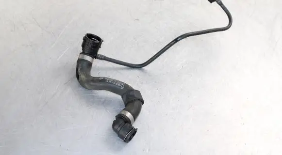 Mercedes-Benz C W205 Engine coolant pipe/hose A2055015200