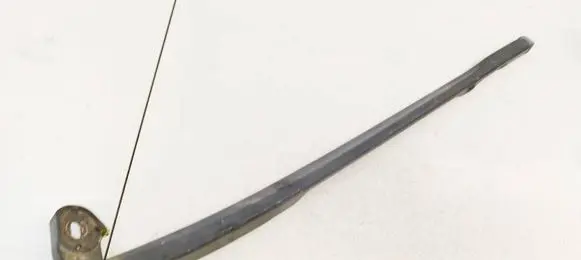 Seat Leon (1P) Front wiper blade arm 1P0955409A