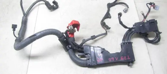 Toyota Avensis T270 Fuse box cover 82817-0F150