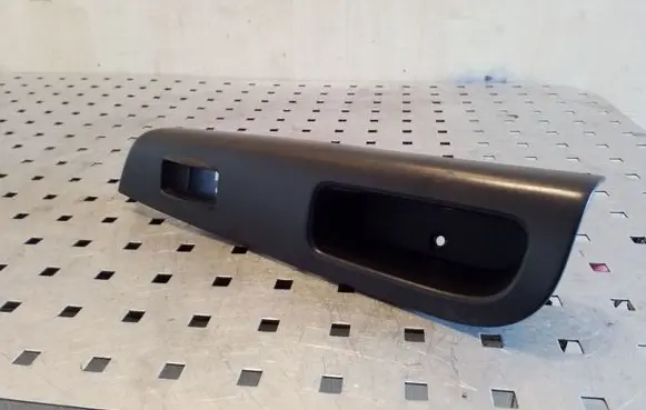 Toyota Corolla E120 E130 Mirror switch trim 54035113