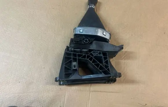 Ford B-MAX Gear shifter/selector C9B7A