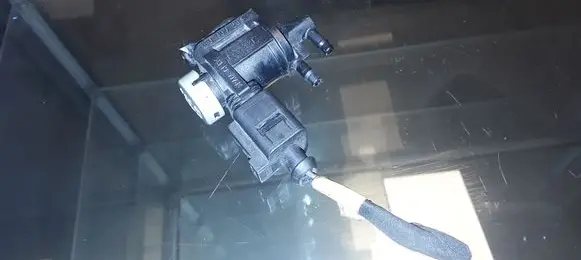 Dodge Journey Vacuum valve 1K0906283