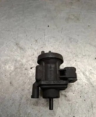Mercedes-Benz CLK A209 C209 Turbo solenoid valve 0005450427