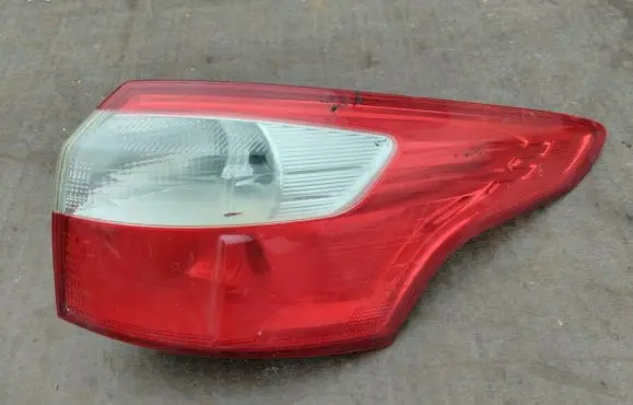 Ford Focus Rear/tail lights BM5113404G BM5113404H