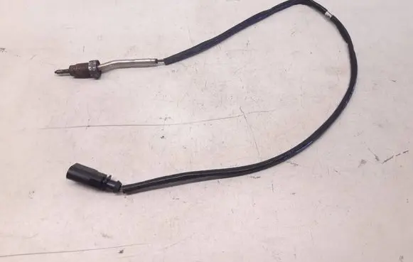 Volkswagen Tiguan Lambda probe sensor 03L906088BD