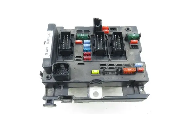 Peugeot 206 BSM Control unit 9657608880