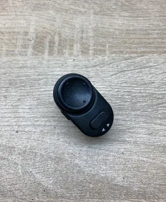 Opel Astra G Wing mirror switch 09226861
