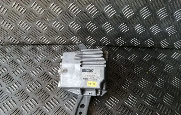 Toyota Corolla E120 E130 Power steering control unit/module 8965002010 EATCEC032