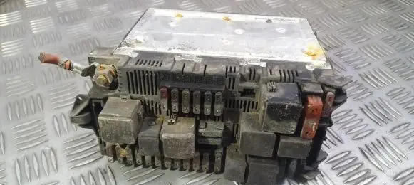 Mercedes-Benz E W211 Fuse box set 0025458701 0025421119