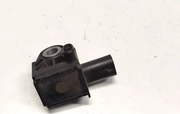 Skoda Superb B8 (3V) Airbag deployment crash/impact sensor 5Q0959651B 10814 10814614