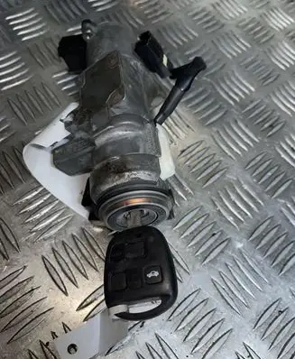 Toyota Avensis T250 Ignition lock 290806 0101