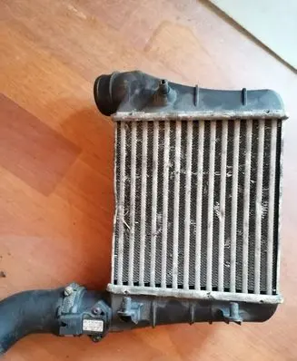 Audi A4 S4 B7 8E 8H Intercooler radiator 80E145805AA