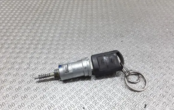 Opel Astra G Ignition lock 13107754