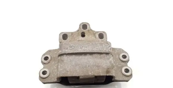 Engine mount bracket